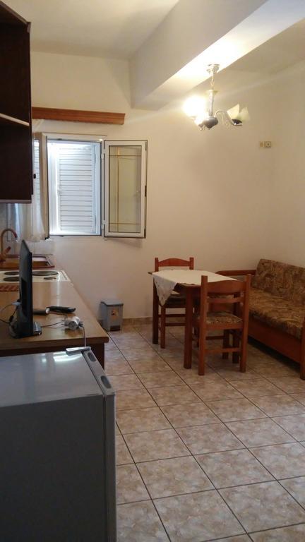 Elena Apartament Sarandë 外观 照片